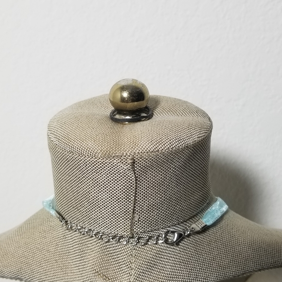 Blue Heart Glass Pendant Necklace - Picture 5 of 6